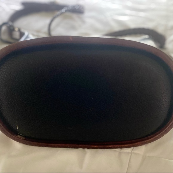 Brighton Vintage Shoulder Bag - Picture 7 of 10